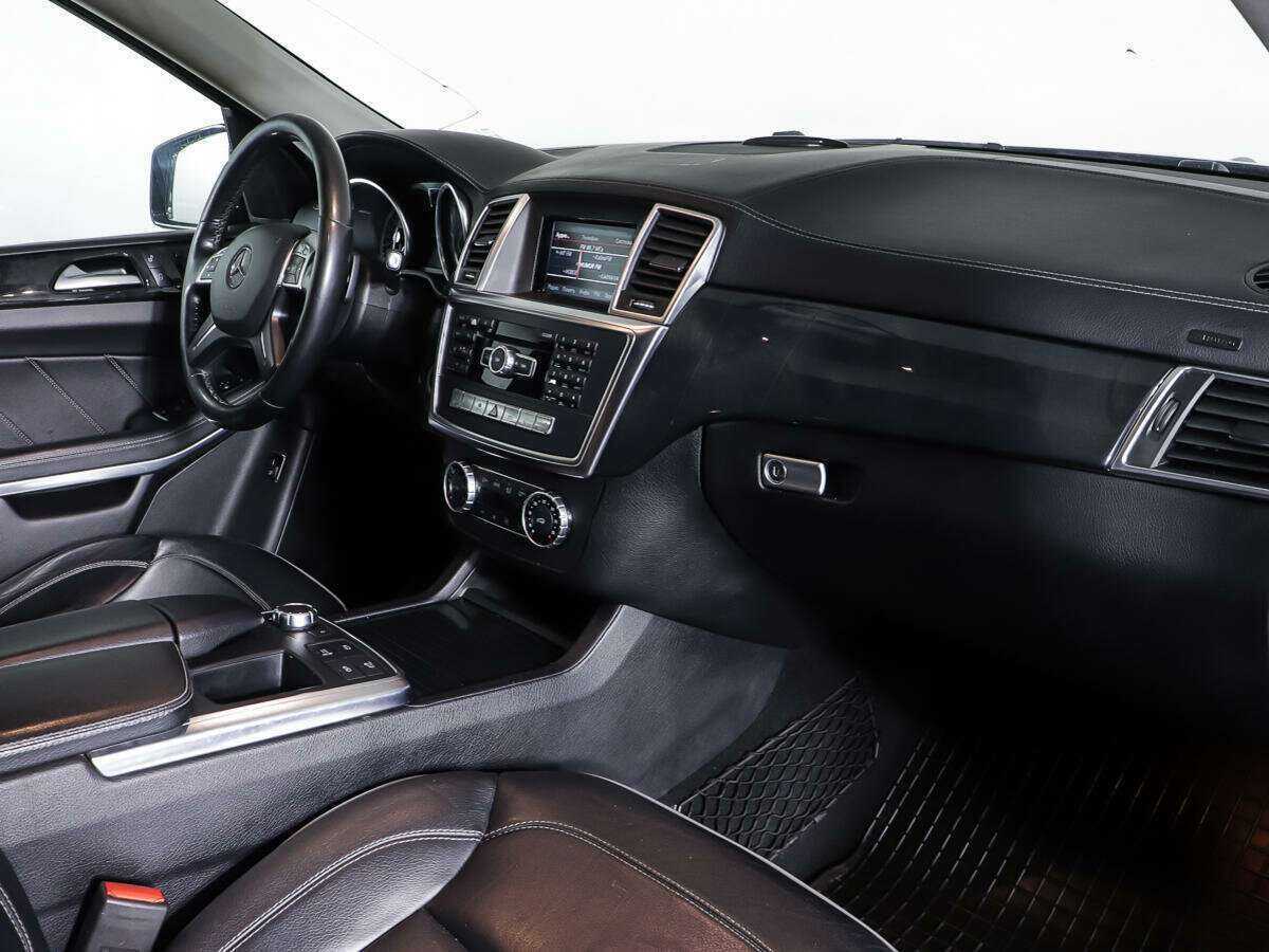 Mercedes-Benz GL-Класс 2013 года с пробегом. Фото: #8