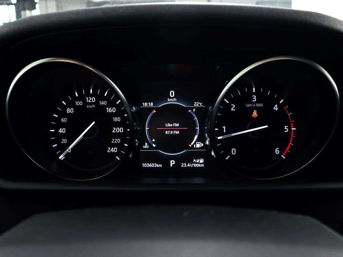 Land Rover Discovery 2018 года с пробегом. Фото: #13