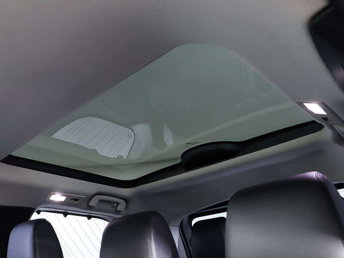 Land Rover Discovery 2018 года с пробегом. Фото: #24