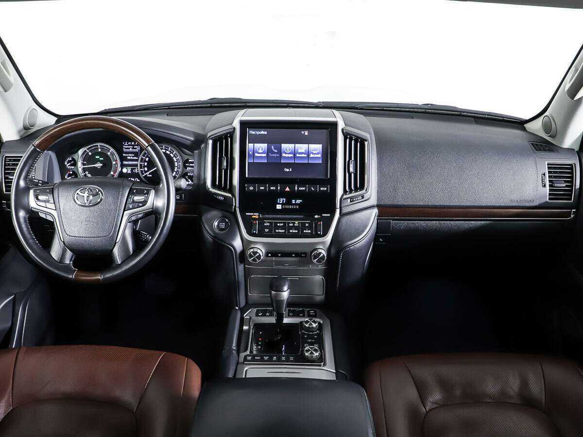 Toyota Land Cruiser 2016 года с пробегом. Фото: #12