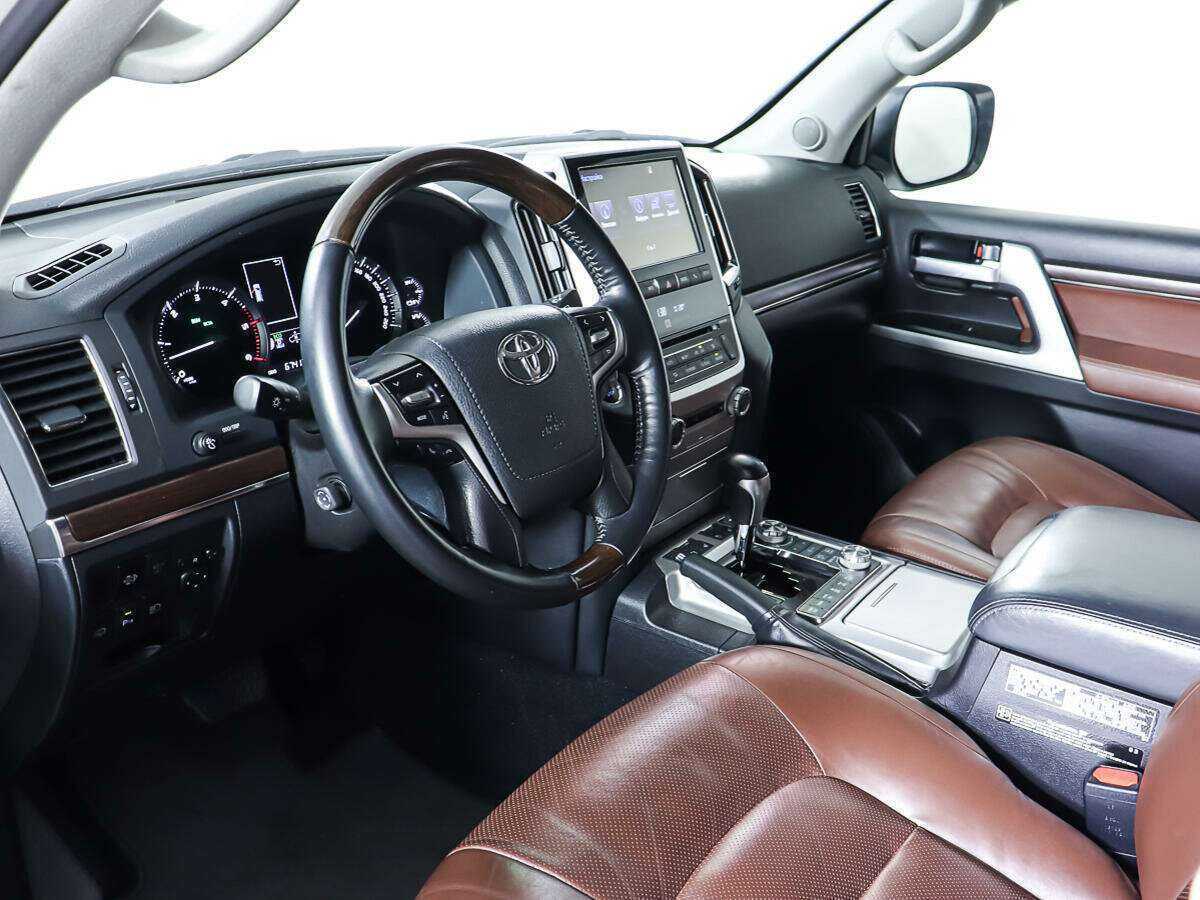 Toyota Land Cruiser 2016 года с пробегом. Фото: #14