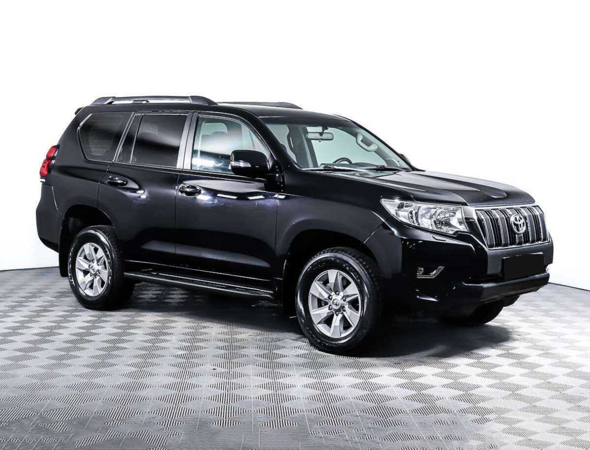 Toyota Land Cruiser Prado 2017 года с пробегом. Фото: #2
