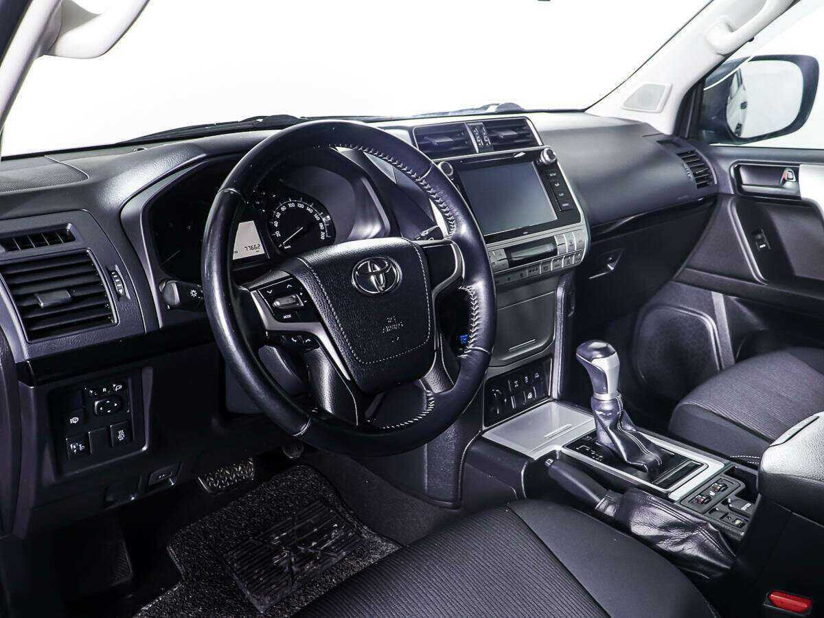 Toyota Land Cruiser Prado 2017 года с пробегом. Фото: #12