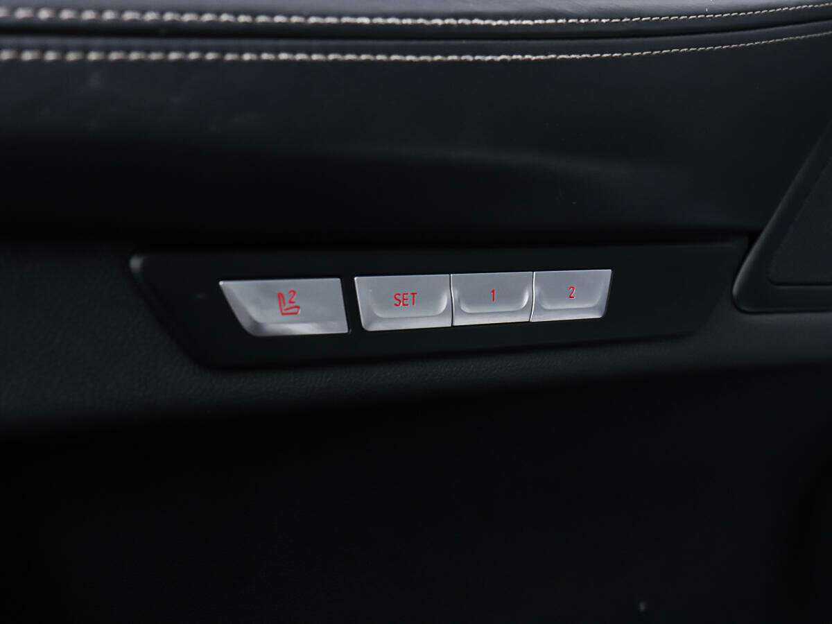 BMW 7 серии 2016 года с пробегом. Фото: #18