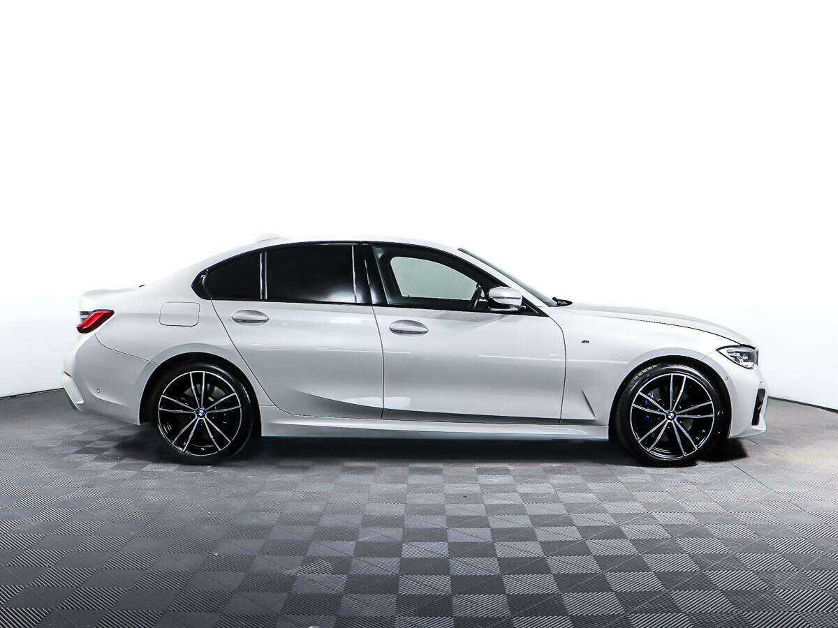 BMW 3 серии 2019 года с пробегом. Фото: #3