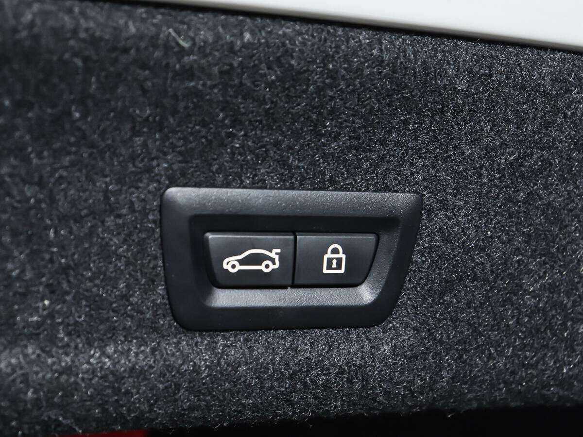 BMW 3 серии 2019 года с пробегом. Фото: #16