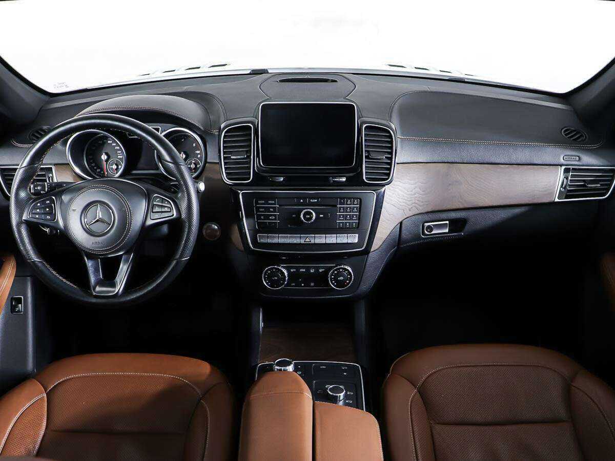 Mercedes-Benz GLE 2015 года с пробегом. Фото: #10