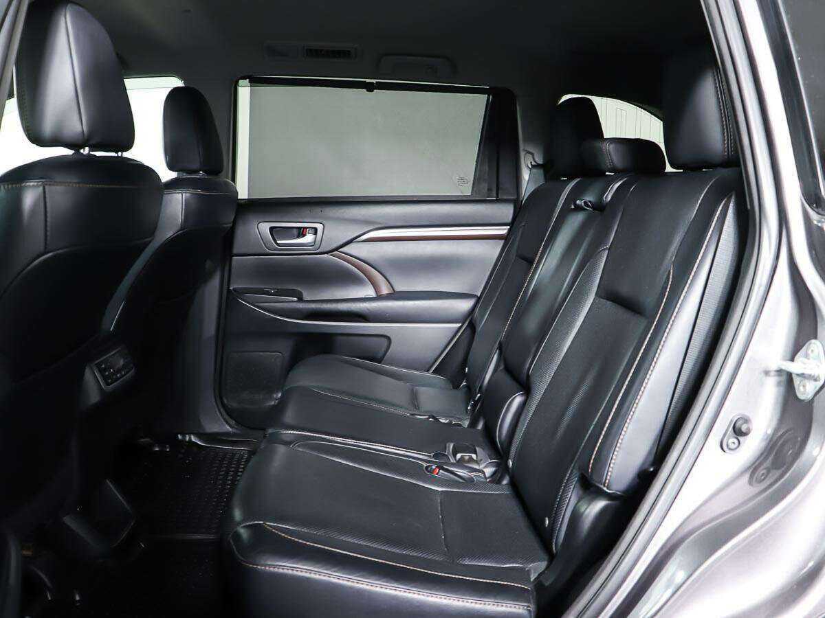 Toyota Highlander 2014 года с пробегом. Фото: #9