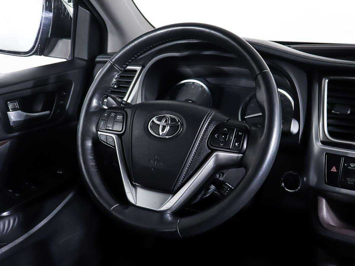 Toyota Highlander 2014 года с пробегом. Фото: #15