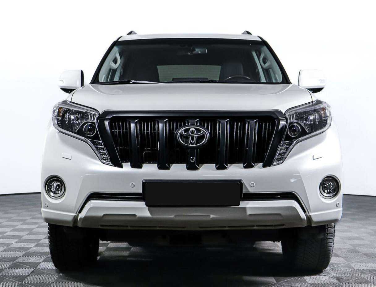 Toyota Land Cruiser Prado 2014 года с пробегом. Фото: #1
