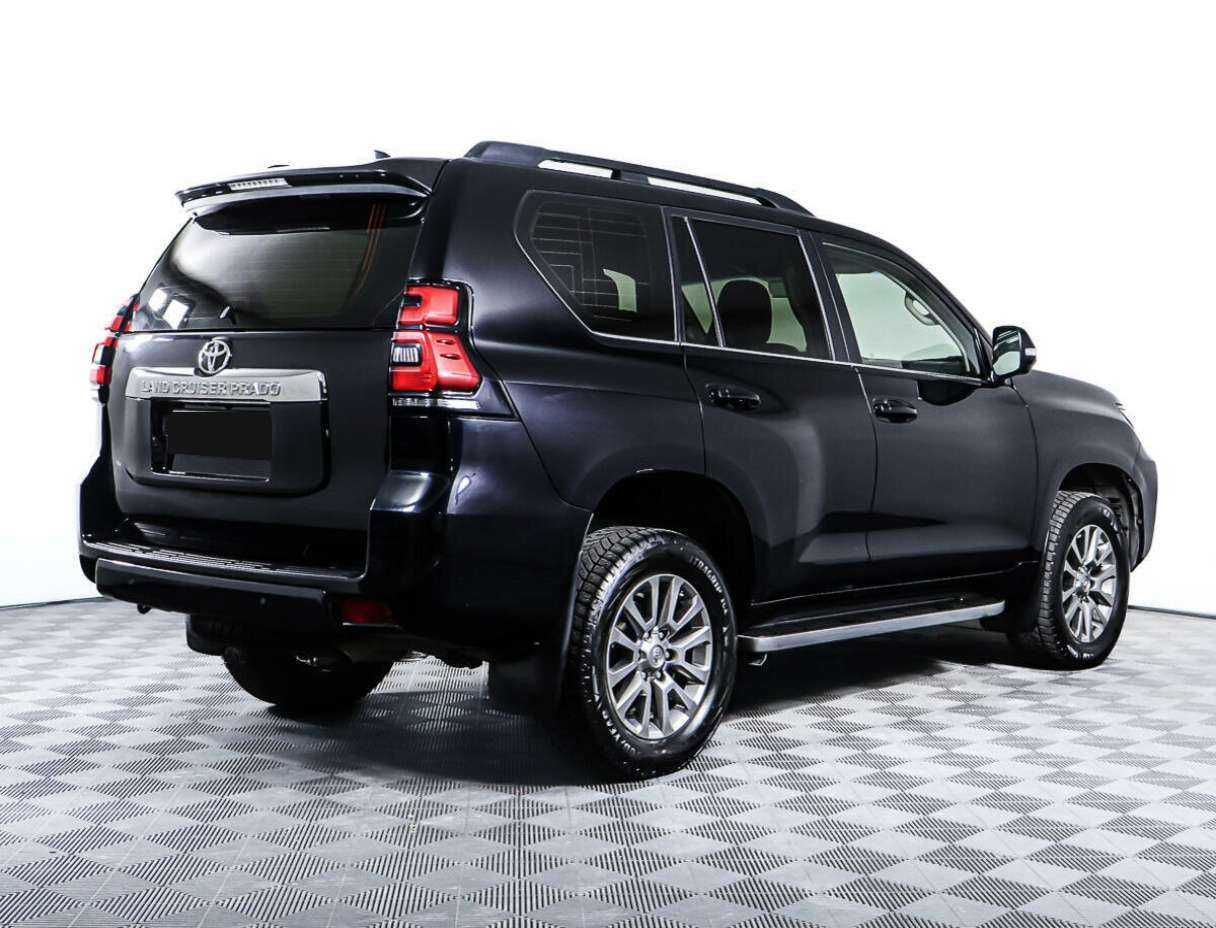 Toyota Land Cruiser Prado 2017 года с пробегом. Фото: #4