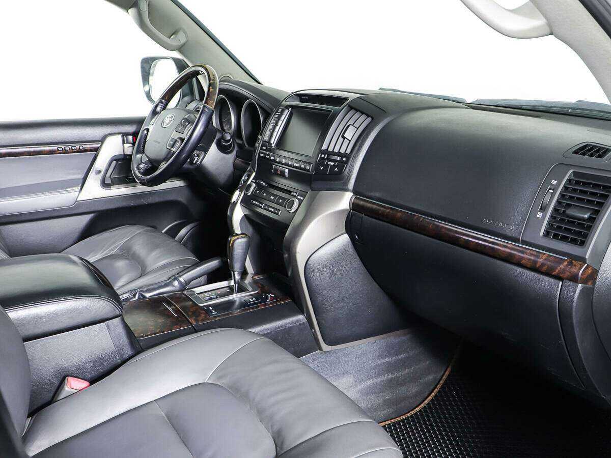 Toyota Land Cruiser 2008 года с пробегом. Фото: #8