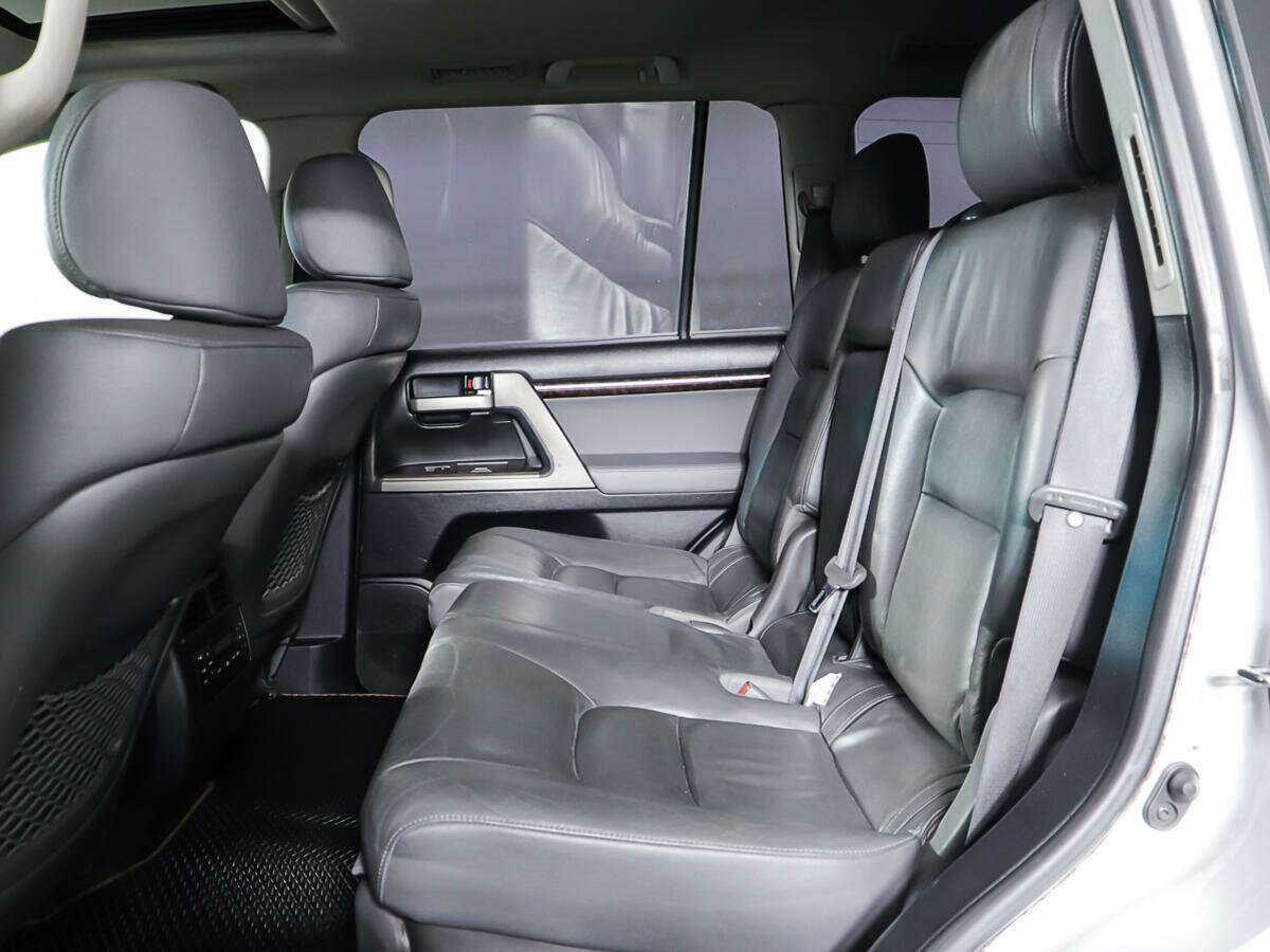 Toyota Land Cruiser 2008 года с пробегом. Фото: #9
