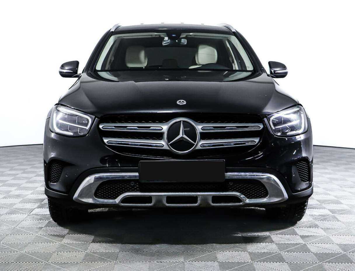 Mercedes-Benz GLC 2021 года с пробегом. Фото: #1