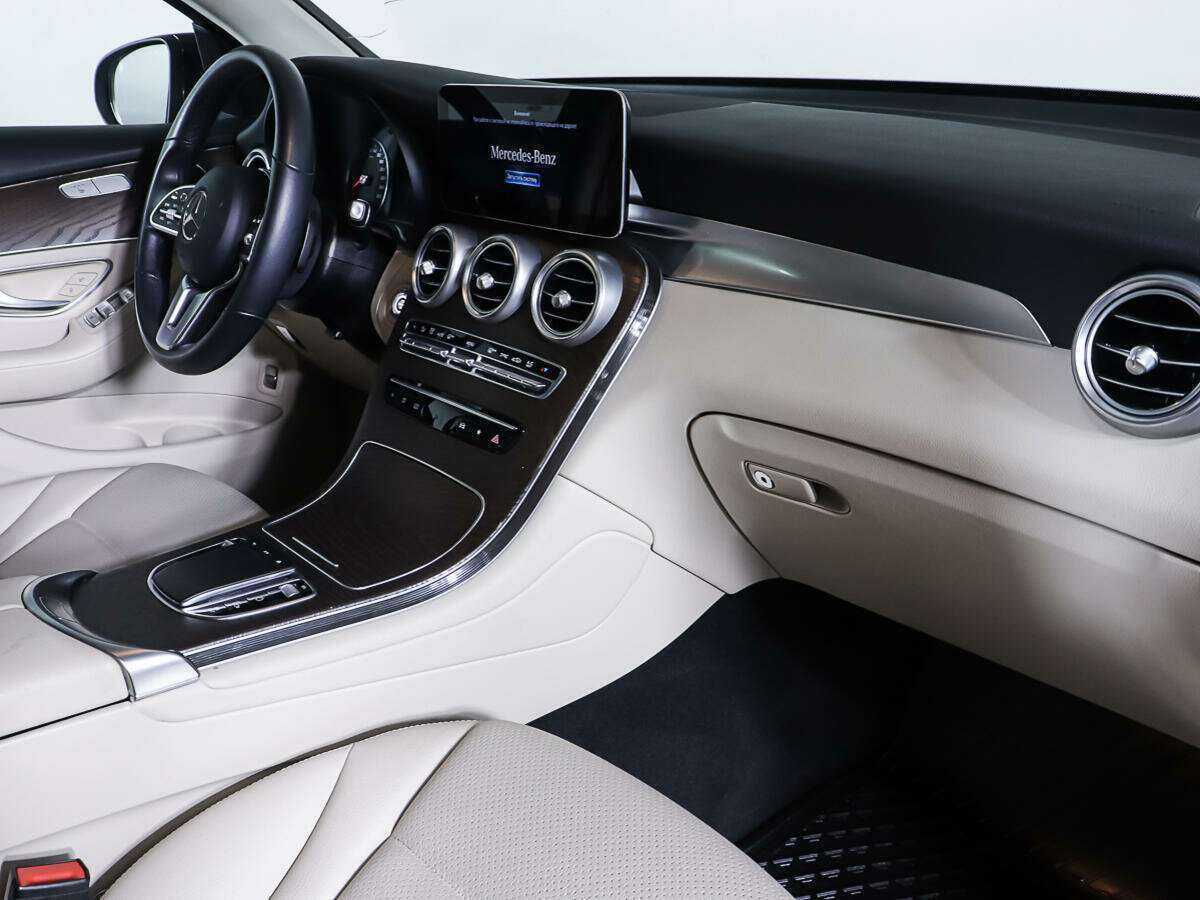 Mercedes-Benz GLC 2021 года с пробегом. Фото: #8
