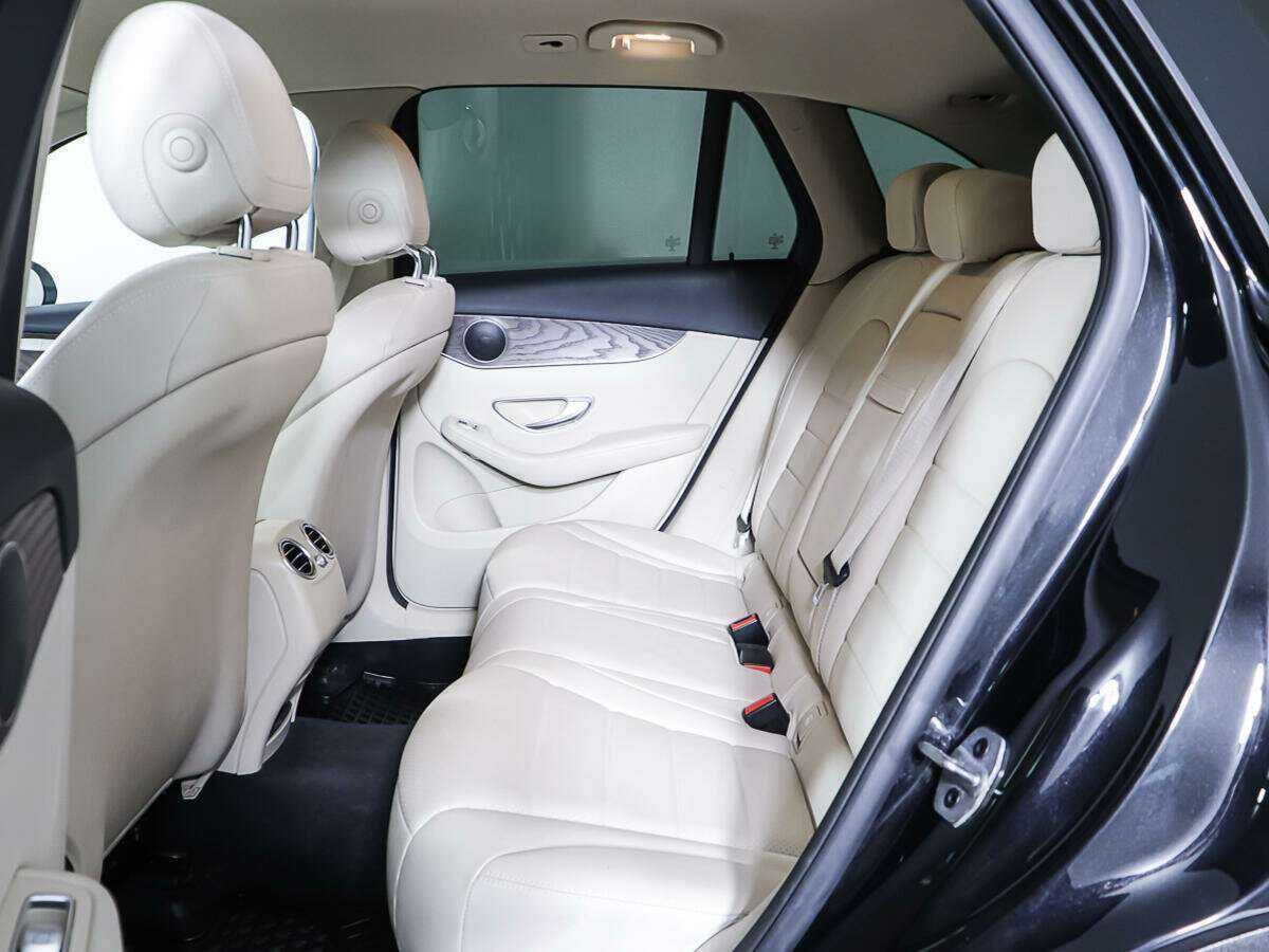 Mercedes-Benz GLC 2021 года с пробегом. Фото: #9