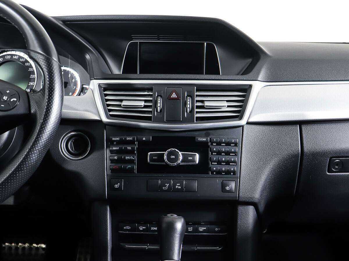 Mercedes-Benz E-Класс 2010 года с пробегом. Фото: #11