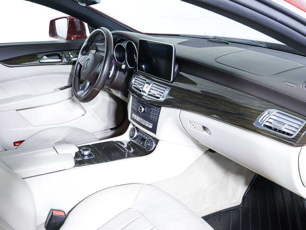 Mercedes-Benz CLS 2016 года с пробегом. Фото: #8