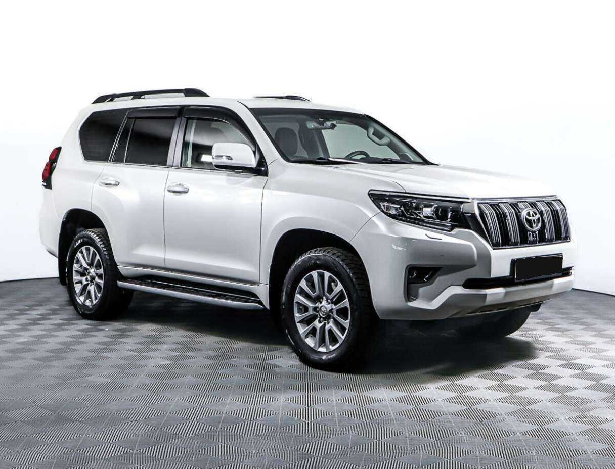 Toyota Land Cruiser Prado 2017 года с пробегом. Фото: #2