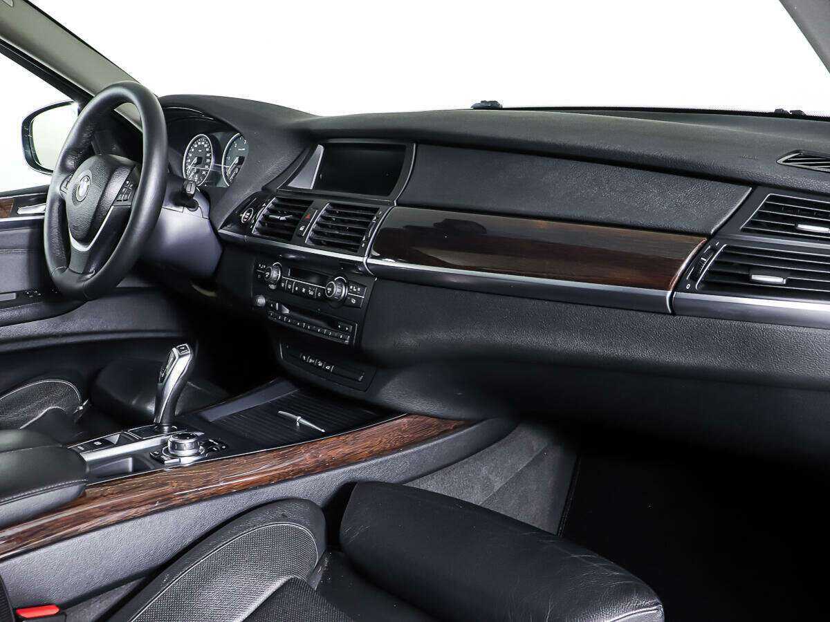 BMW X5 2010 года с пробегом. Фото: #8