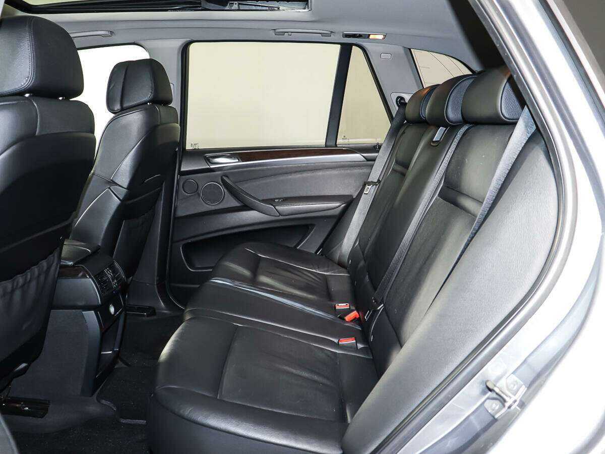 BMW X5 2010 года с пробегом. Фото: #9