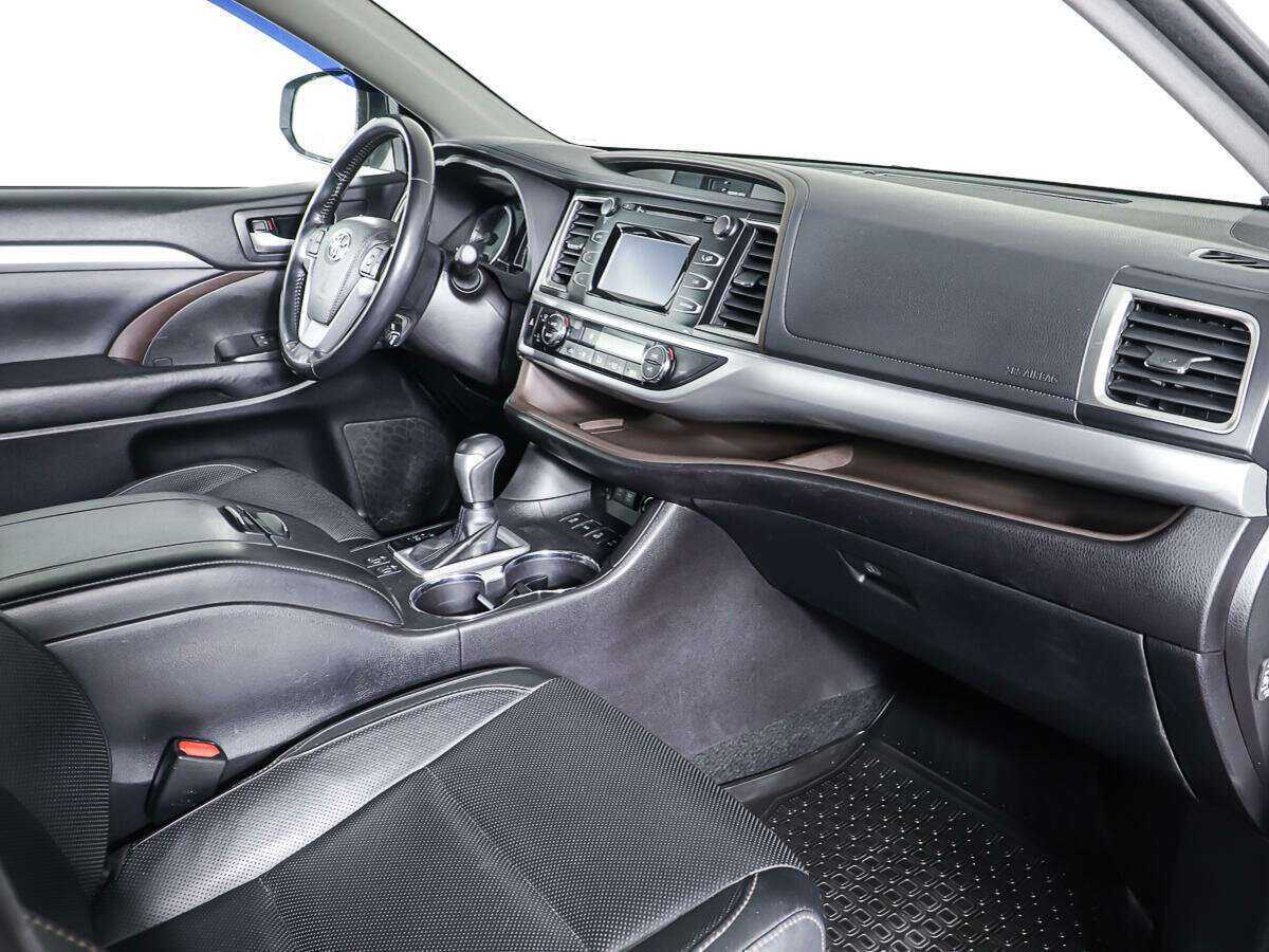 Toyota Highlander 2017 года с пробегом. Фото: #8