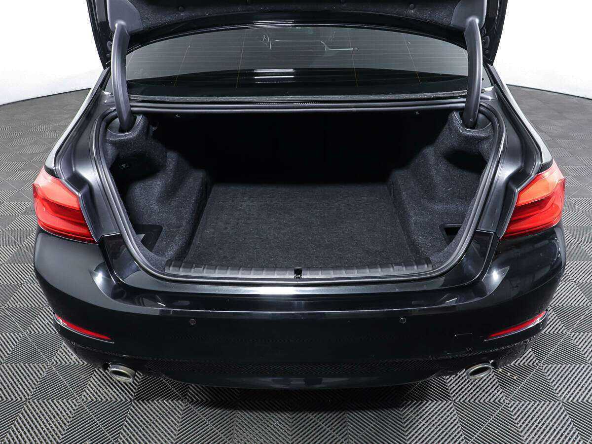 BMW 5 серии 2017 года с пробегом. Фото: #9