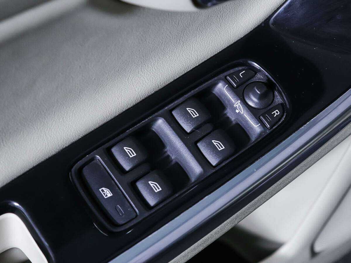 Volvo S60 2014 года с пробегом. Фото: #17