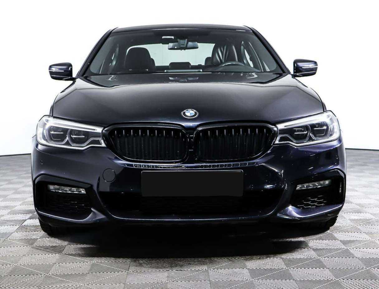 BMW 5 серии 2017 года с пробегом. Фото: #1