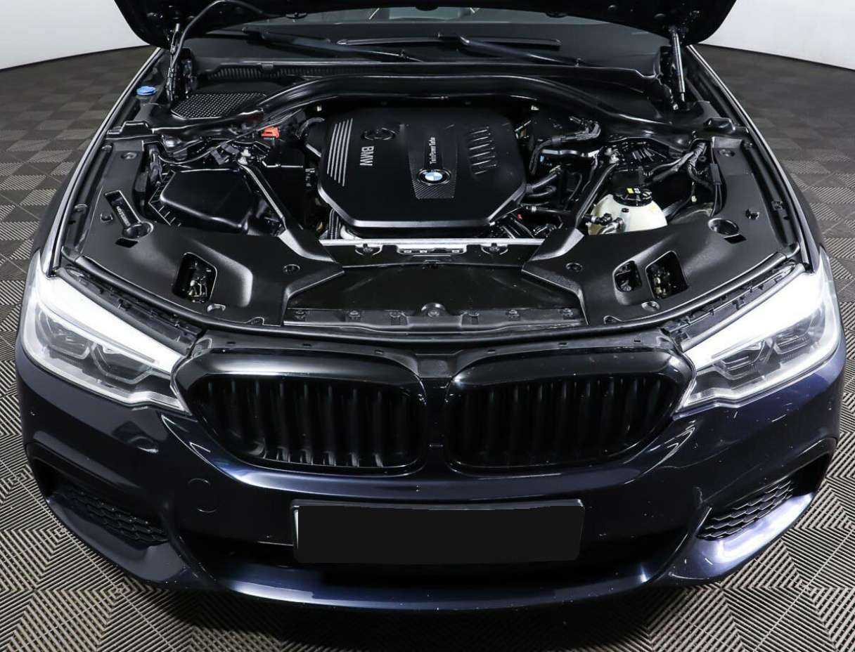 BMW 5 серии 2017 года с пробегом. Фото: #8