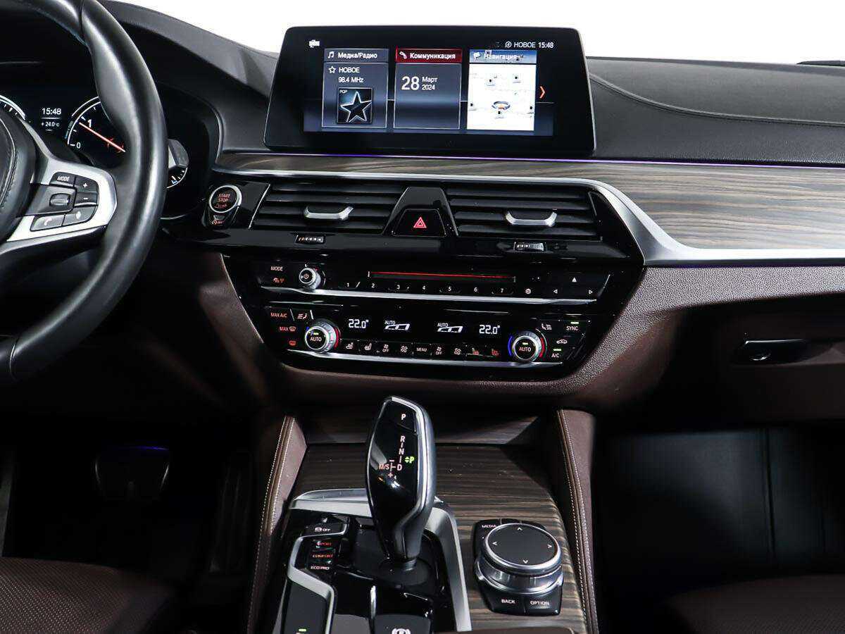 BMW 5 серии 2017 года с пробегом. Фото: #13