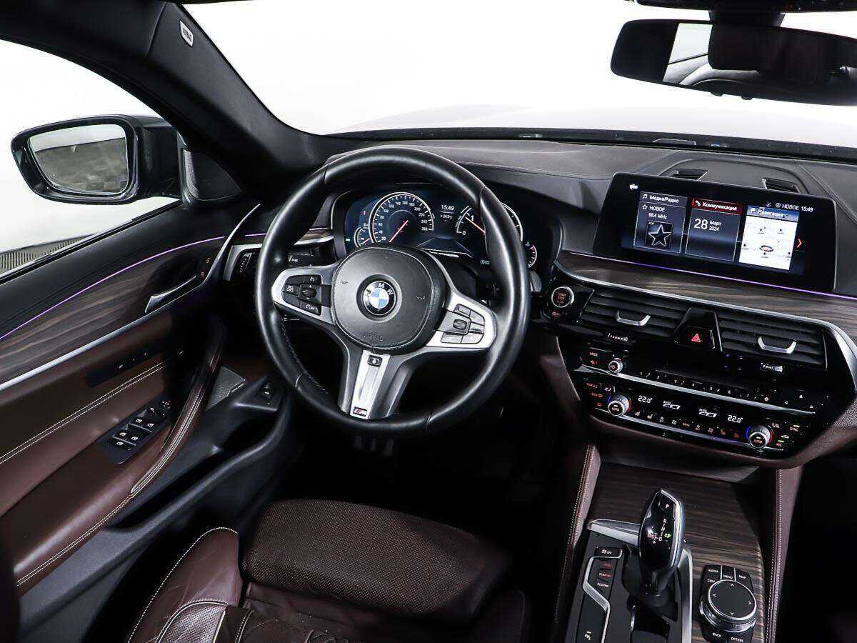 BMW 5 серии 2017 года с пробегом. Фото: #17