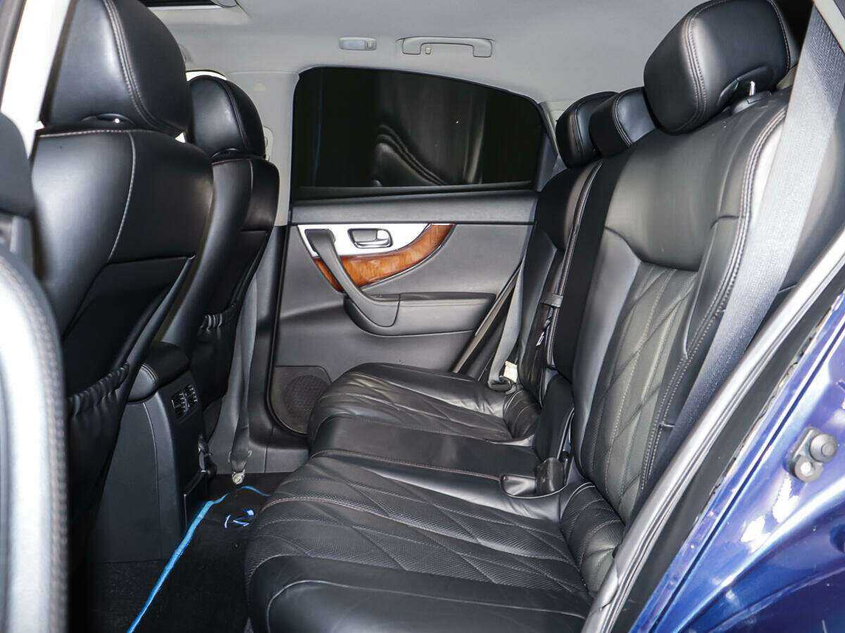 Infiniti FX 2012 года с пробегом. Фото: #9