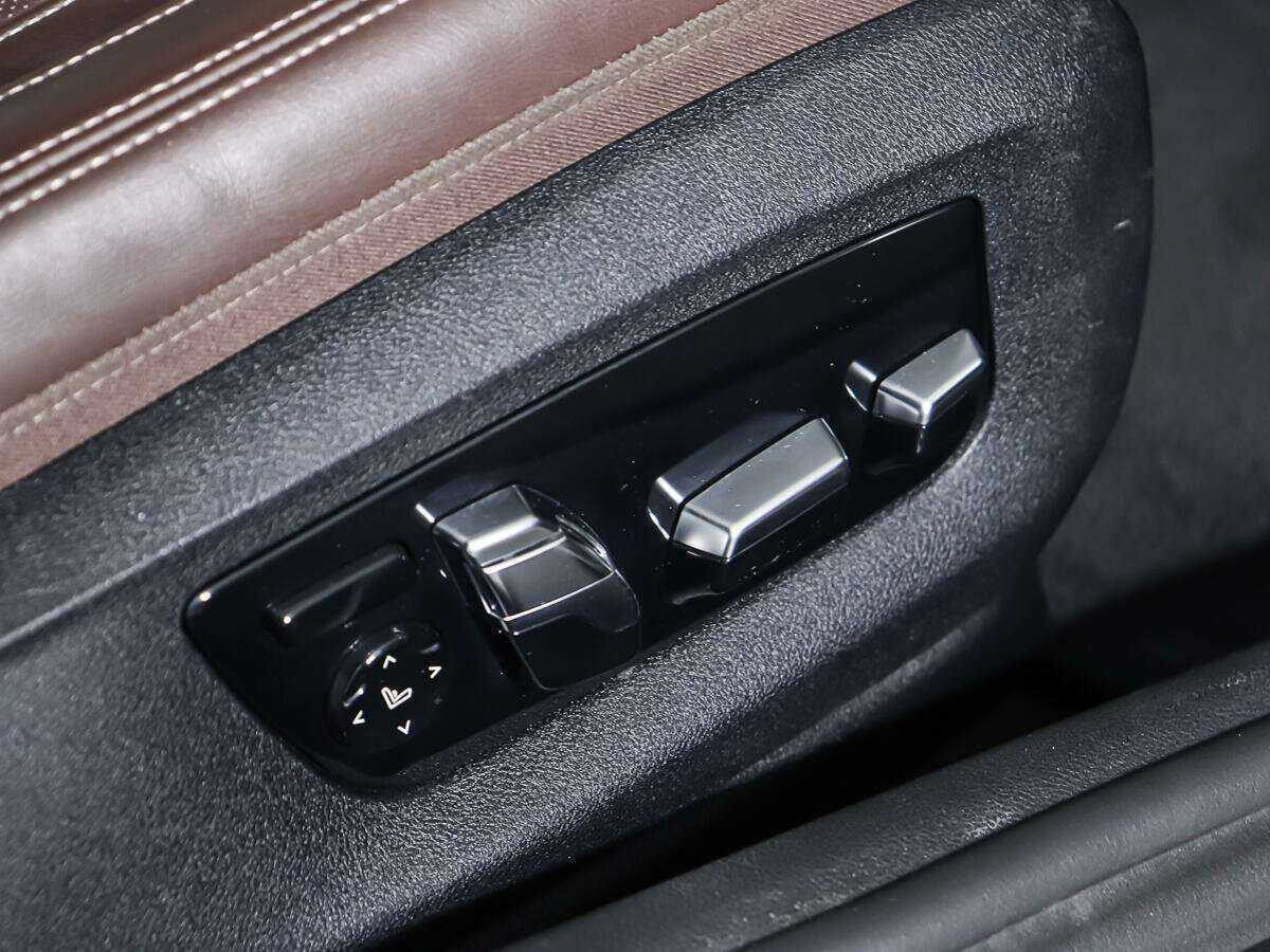 BMW 5 серии 2017 года с пробегом. Фото: #17