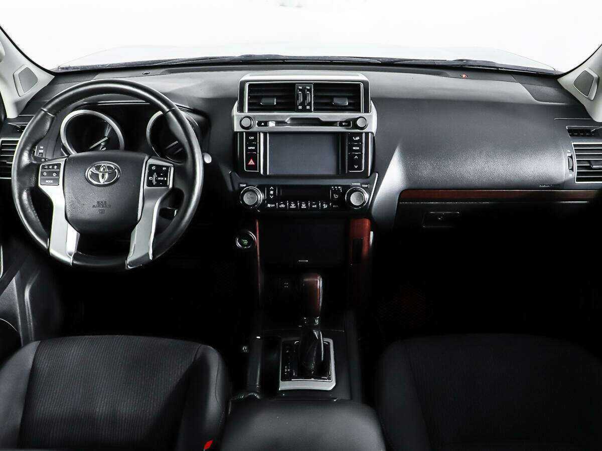 Toyota Land Cruiser Prado 2015 года с пробегом. Фото: #10