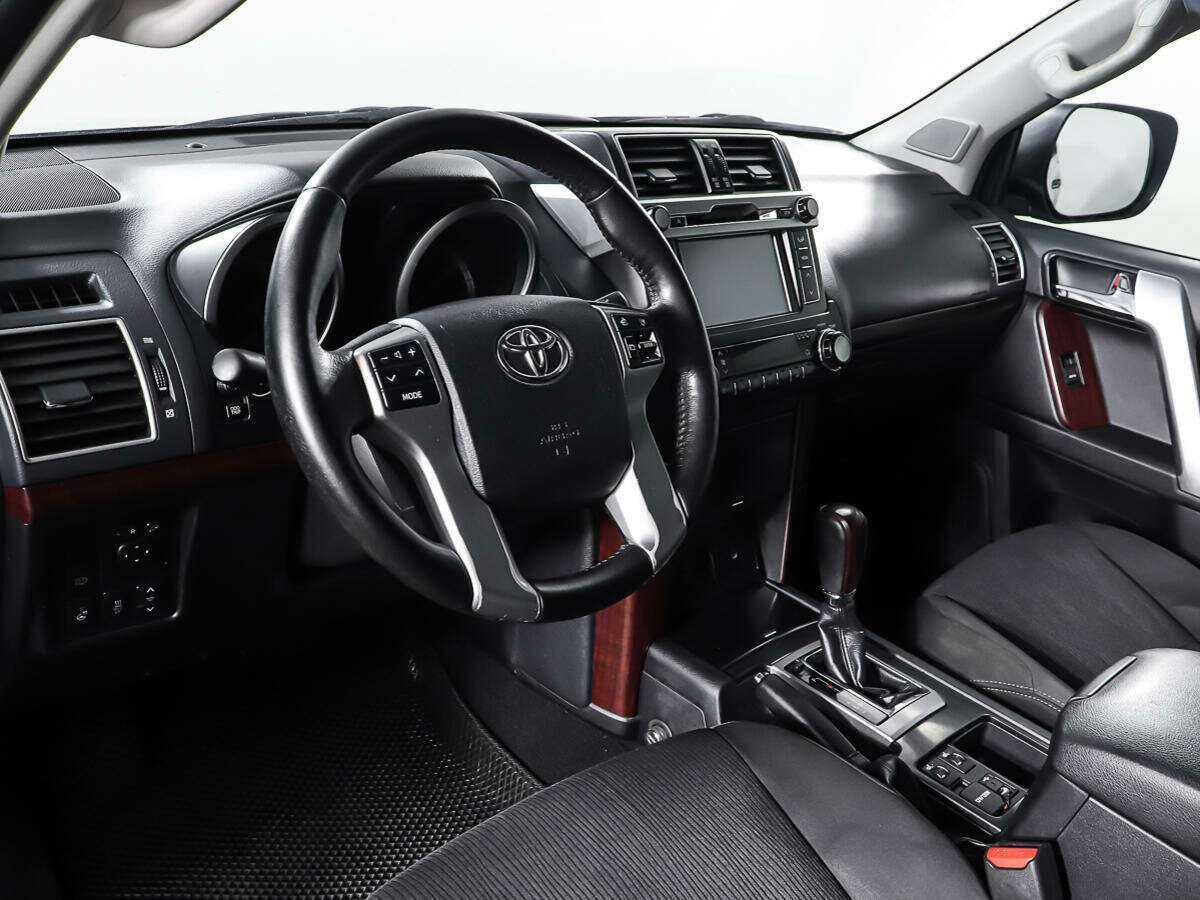 Toyota Land Cruiser Prado 2015 года с пробегом. Фото: #12