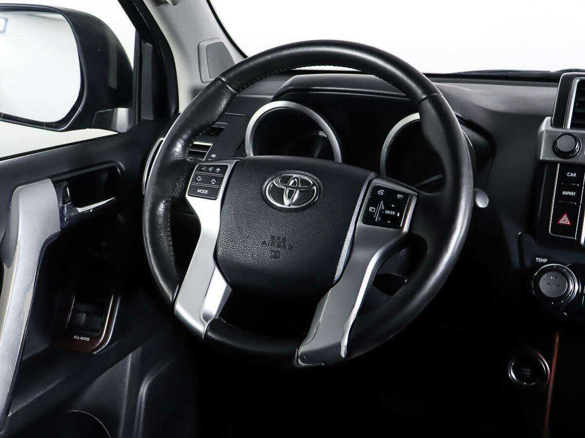 Toyota Land Cruiser Prado 2015 года с пробегом. Фото: #14