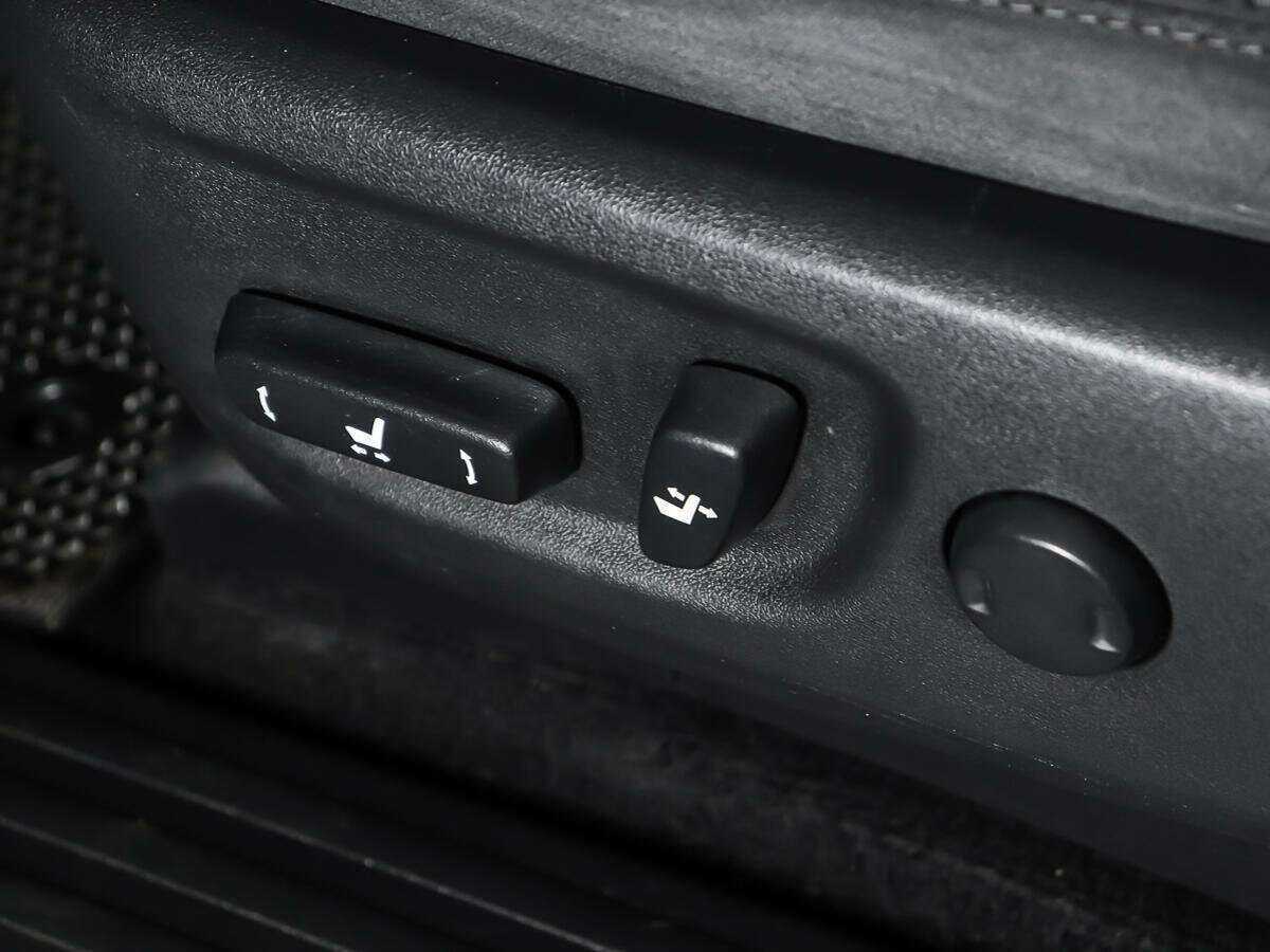 Toyota Land Cruiser Prado 2015 года с пробегом. Фото: #15