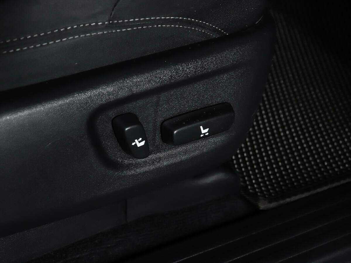 Toyota Land Cruiser Prado 2015 года с пробегом. Фото: #16