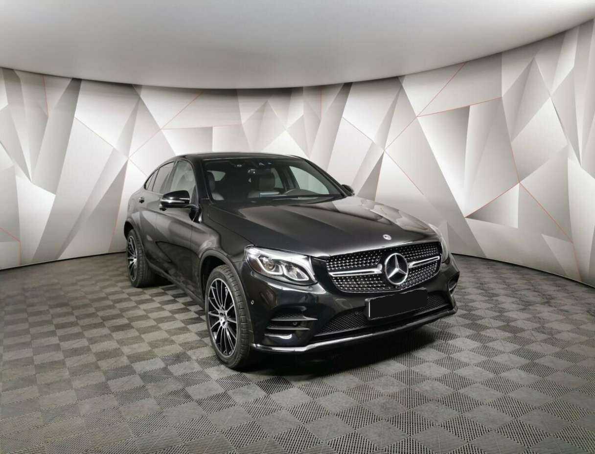 Mercedes-Benz GLC Coupe 2018 года с пробегом. Фото: #2