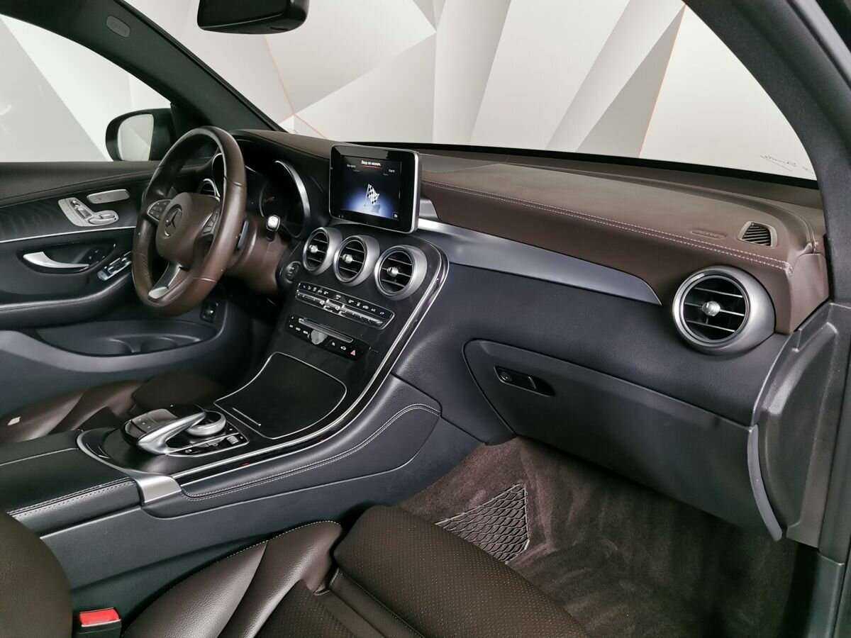 Mercedes-Benz GLC Coupe 2018 года с пробегом. Фото: #8