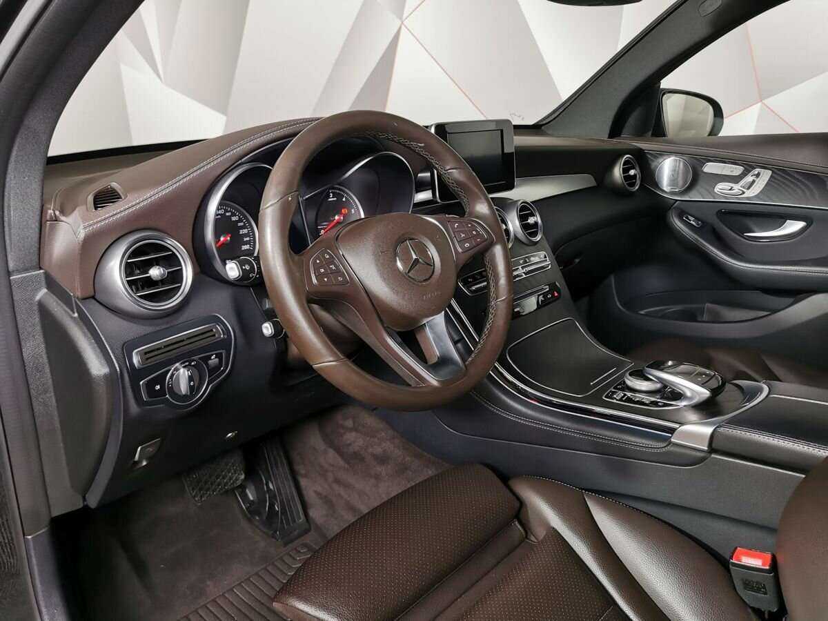 Mercedes-Benz GLC Coupe 2018 года с пробегом. Фото: #12