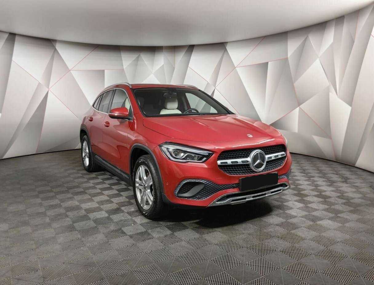 Mercedes-Benz GLA 2020 года с пробегом. Фото: #2