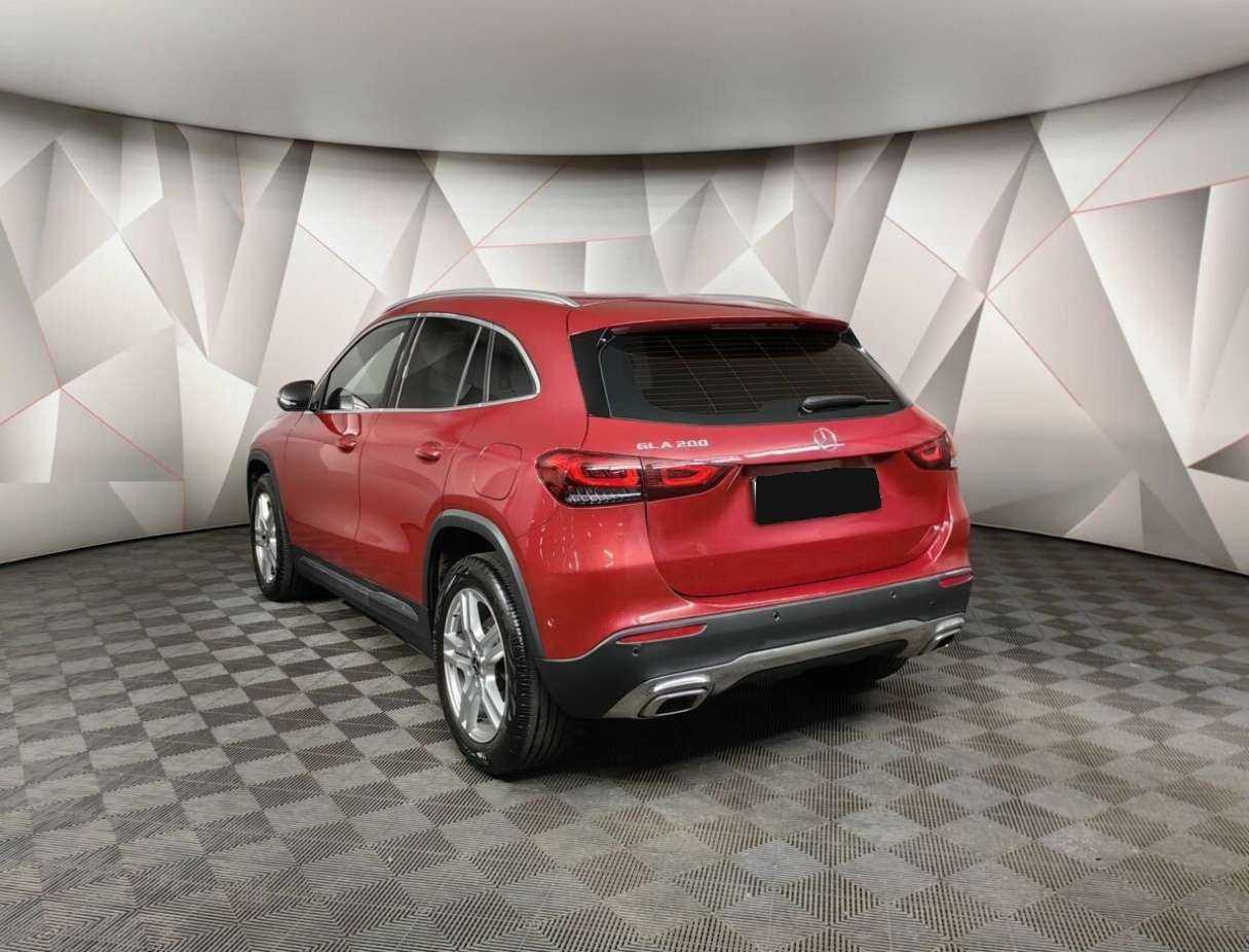 Mercedes-Benz GLA 2020 года с пробегом. Фото: #3