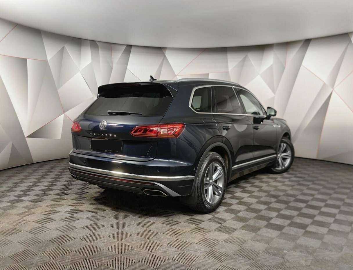 Volkswagen Touareg 2019 года с пробегом. Фото: #1