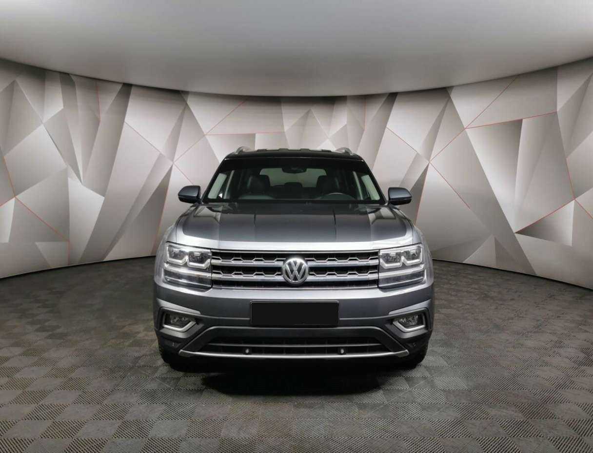 Volkswagen Teramont 2018 года с пробегом. Фото: #6