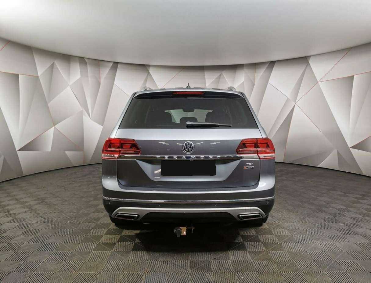 Volkswagen Teramont 2018 года с пробегом. Фото: #7