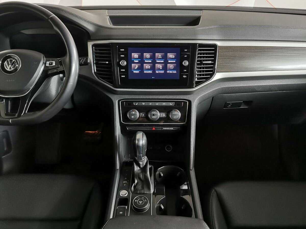 Volkswagen Teramont 2018 года с пробегом. Фото: #10