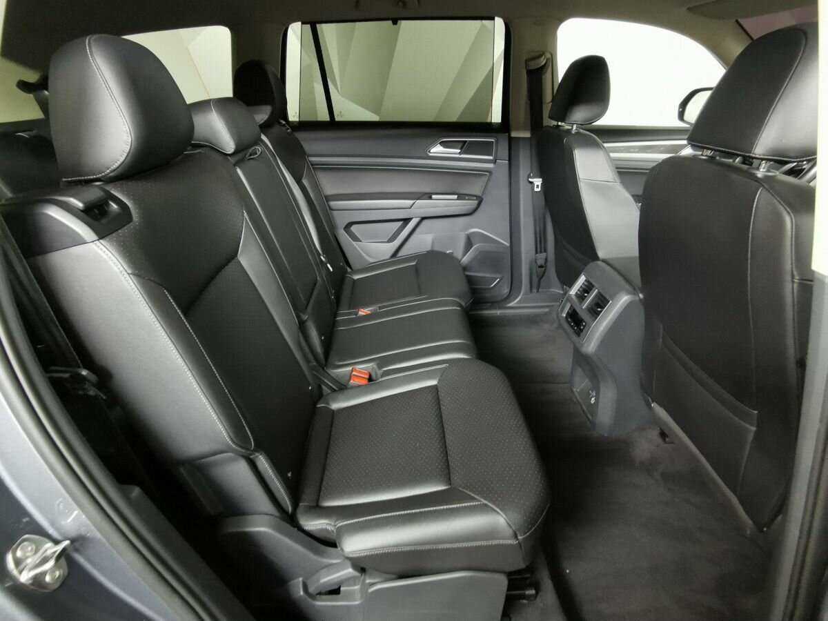 Volkswagen Teramont 2018 года с пробегом. Фото: #11