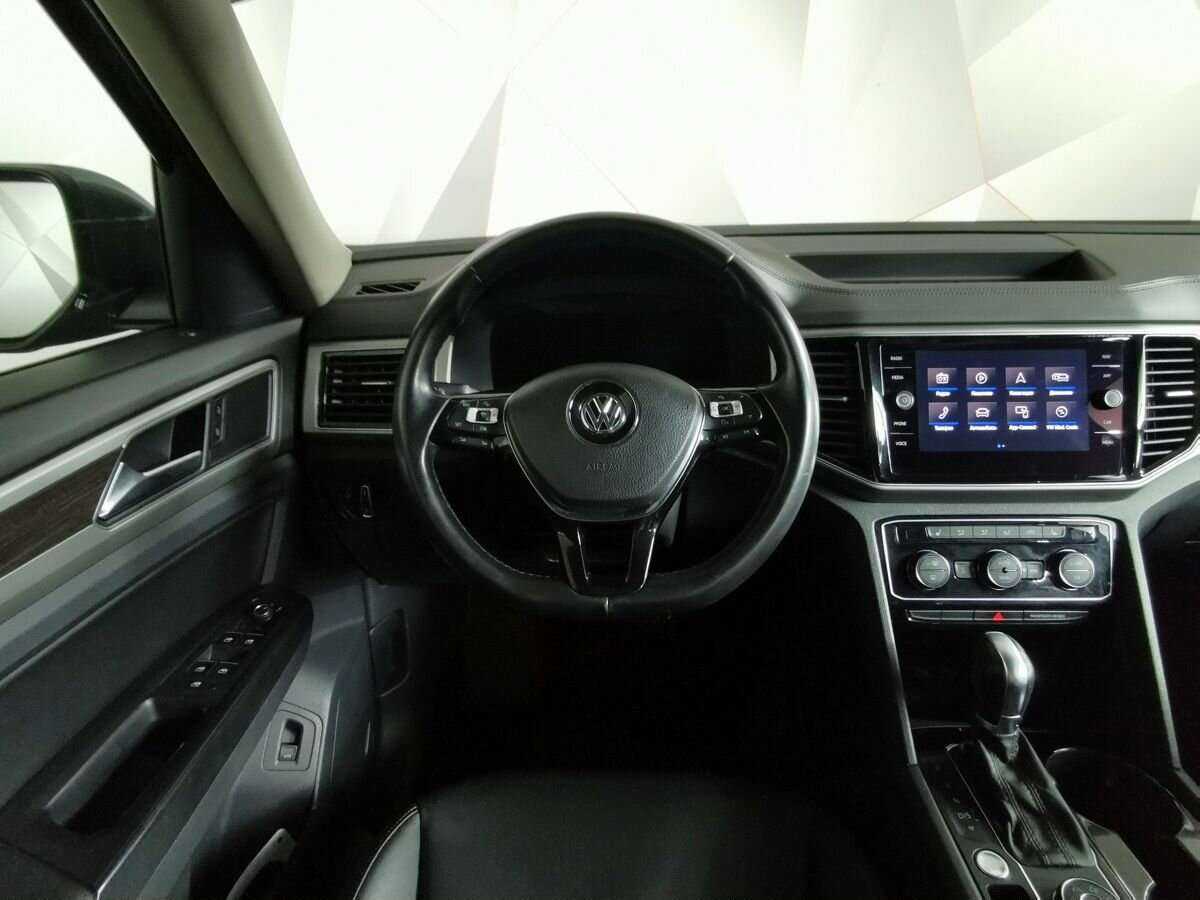 Volkswagen Teramont 2018 года с пробегом. Фото: #14